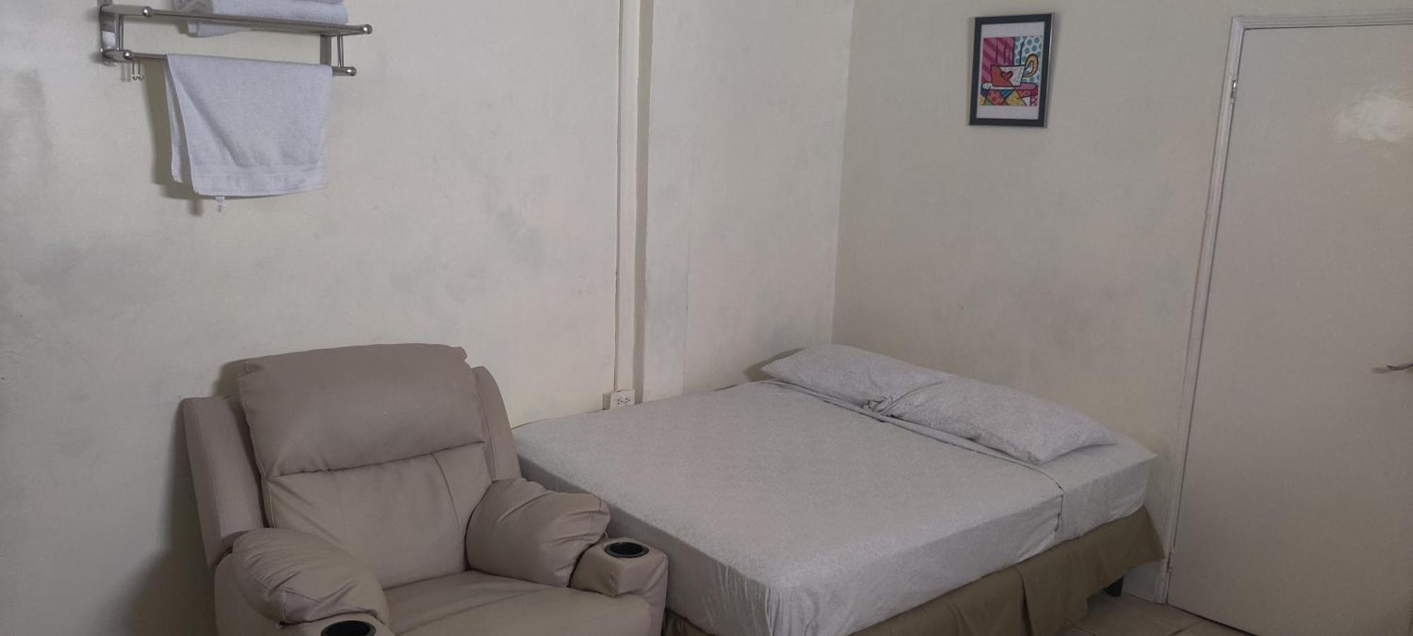 Bed and Breakfast Woodbrook On The Avenue Port of Spain Екстер'єр фото
