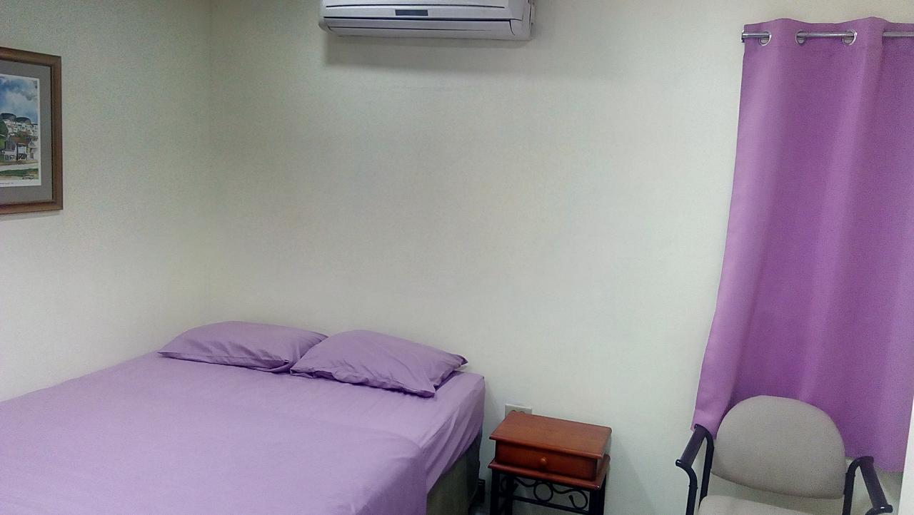 Bed and Breakfast Woodbrook On The Avenue Port of Spain Екстер'єр фото