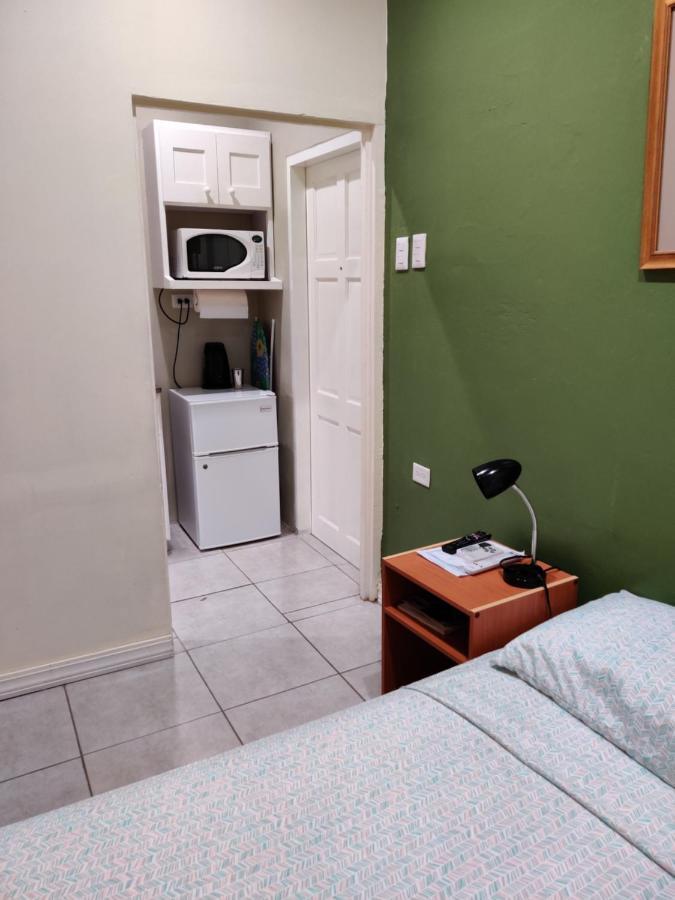 Bed and Breakfast Woodbrook On The Avenue Port of Spain Екстер'єр фото