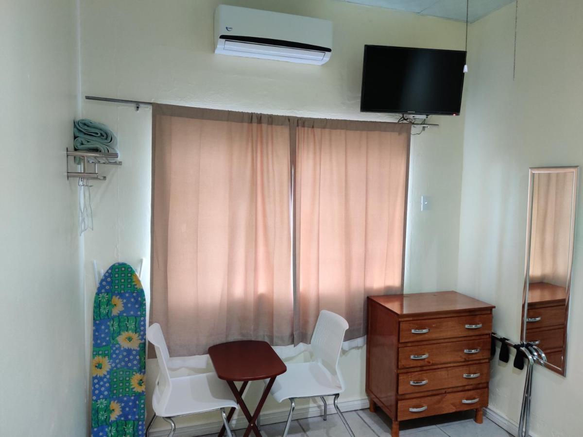 Bed and Breakfast Woodbrook On The Avenue Port of Spain Екстер'єр фото