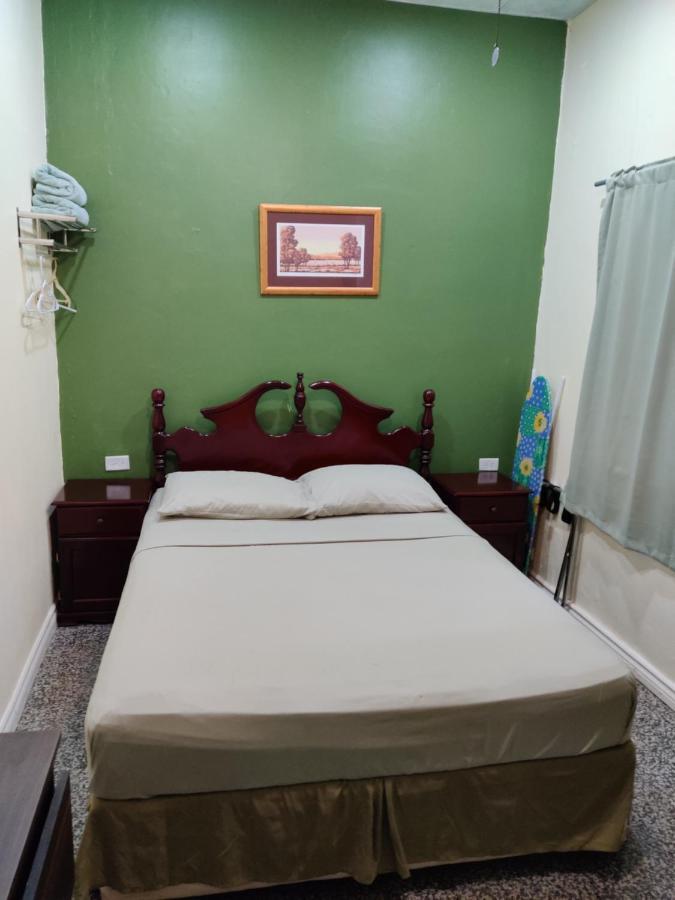 Bed and Breakfast Woodbrook On The Avenue Port of Spain Екстер'єр фото